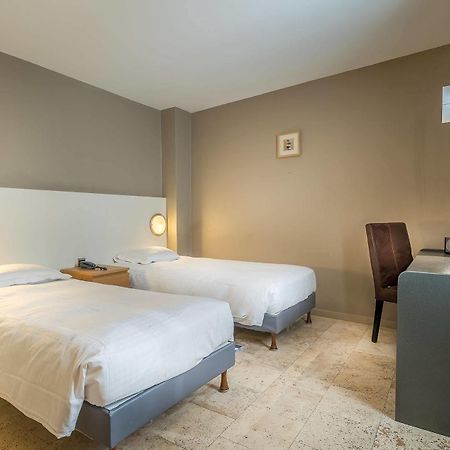Hotel Lambeau Etterbeek Exteriör bild