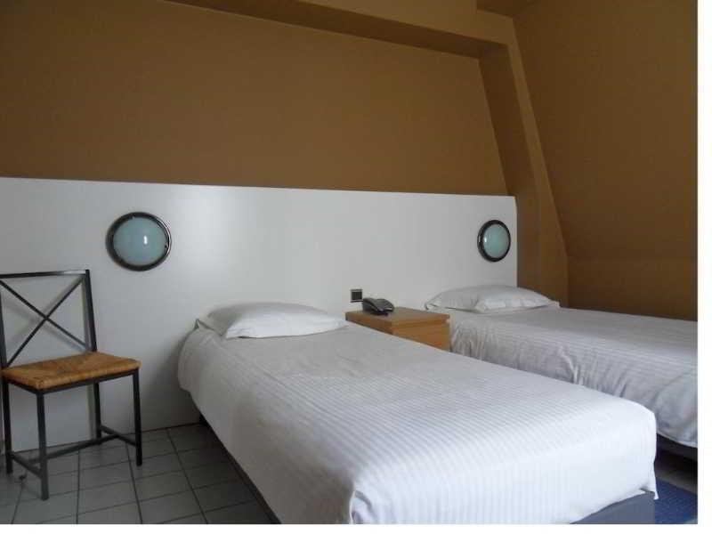 Hotel Lambeau Etterbeek Exteriör bild