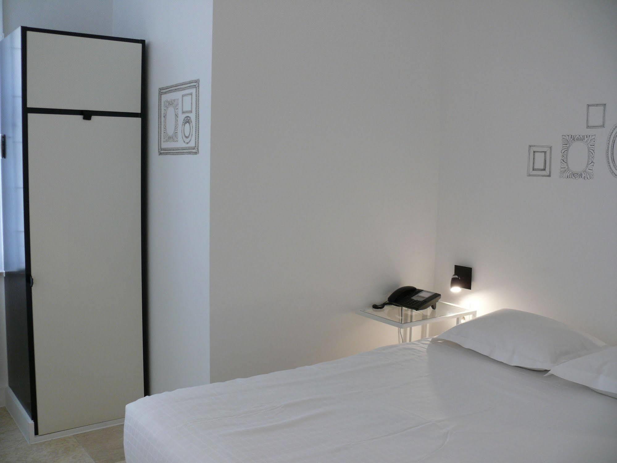 Hotel Lambeau Etterbeek Exteriör bild