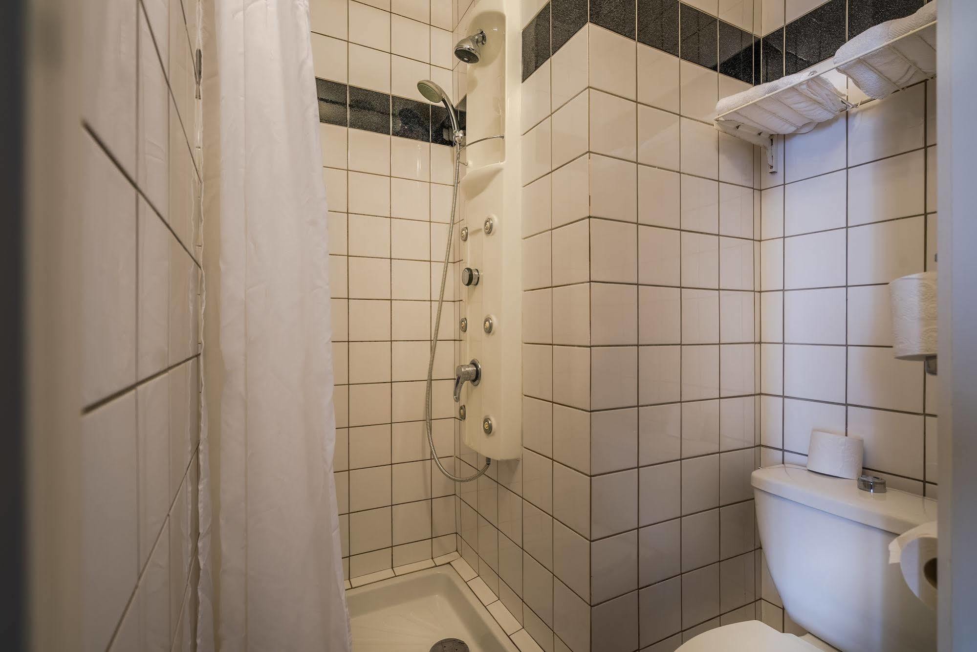 Hotel Lambeau Etterbeek Exteriör bild